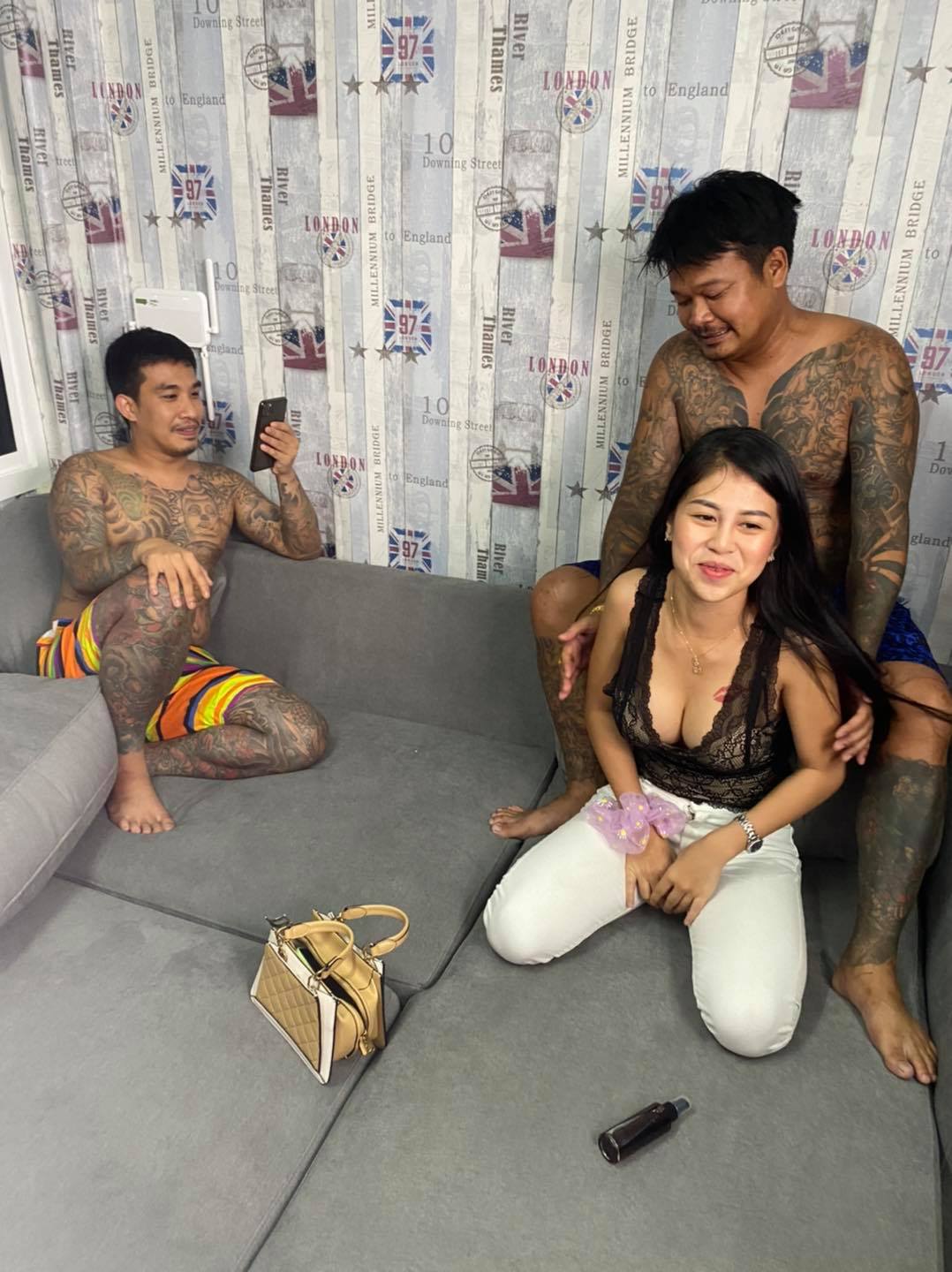หนังxออยรอยจูบ